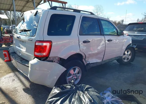 2012 Ford Escape Xlt z USA, uszkodzony, nr VIN 1FMCU0D78CKA27184